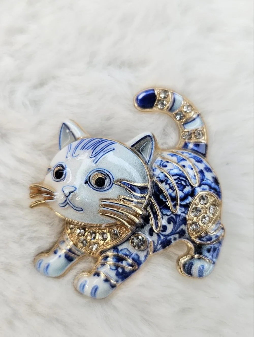 Blue And White Cat Brooch Pin